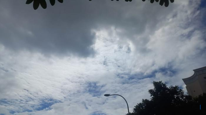 Prakiraan Cuaca BMKG: Hujan Ringan di Kendari, Konawe, Kolaka Akhir Pekan 25-26 Oktober 2025