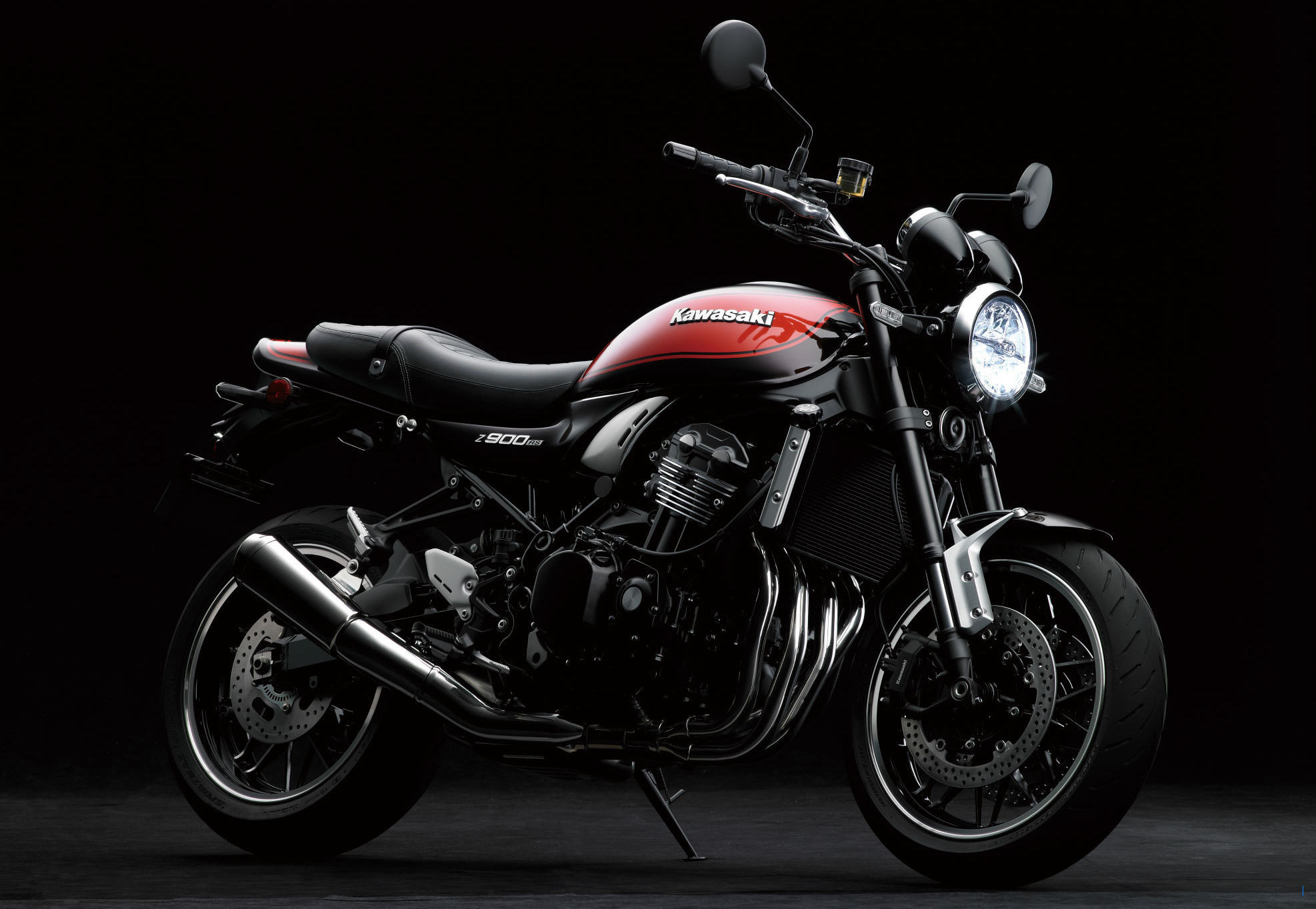 Kawasaki Z900 RS 2025: Motor Retro Modern yang Menghidupkan Kembali Legenda Z1