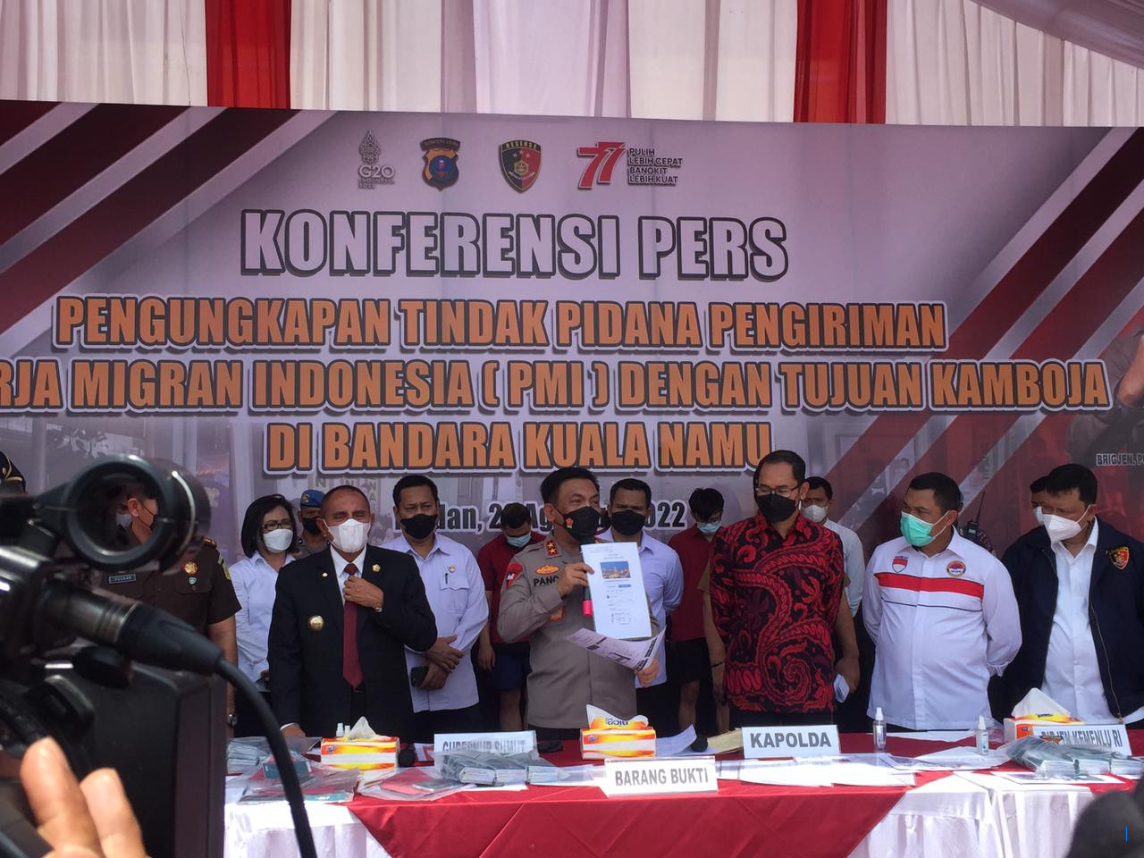 Wamen P2MI Ungkap Rahasia Mengerikan! 70 Persen Penumpang ke Kamboja Diduga Korban Penipuan Online