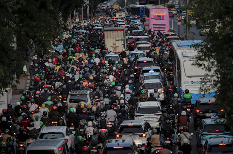 Jalan Tiba-Tiba Macet Tanpa Sebab, Ini Penyebab dan Solusinya