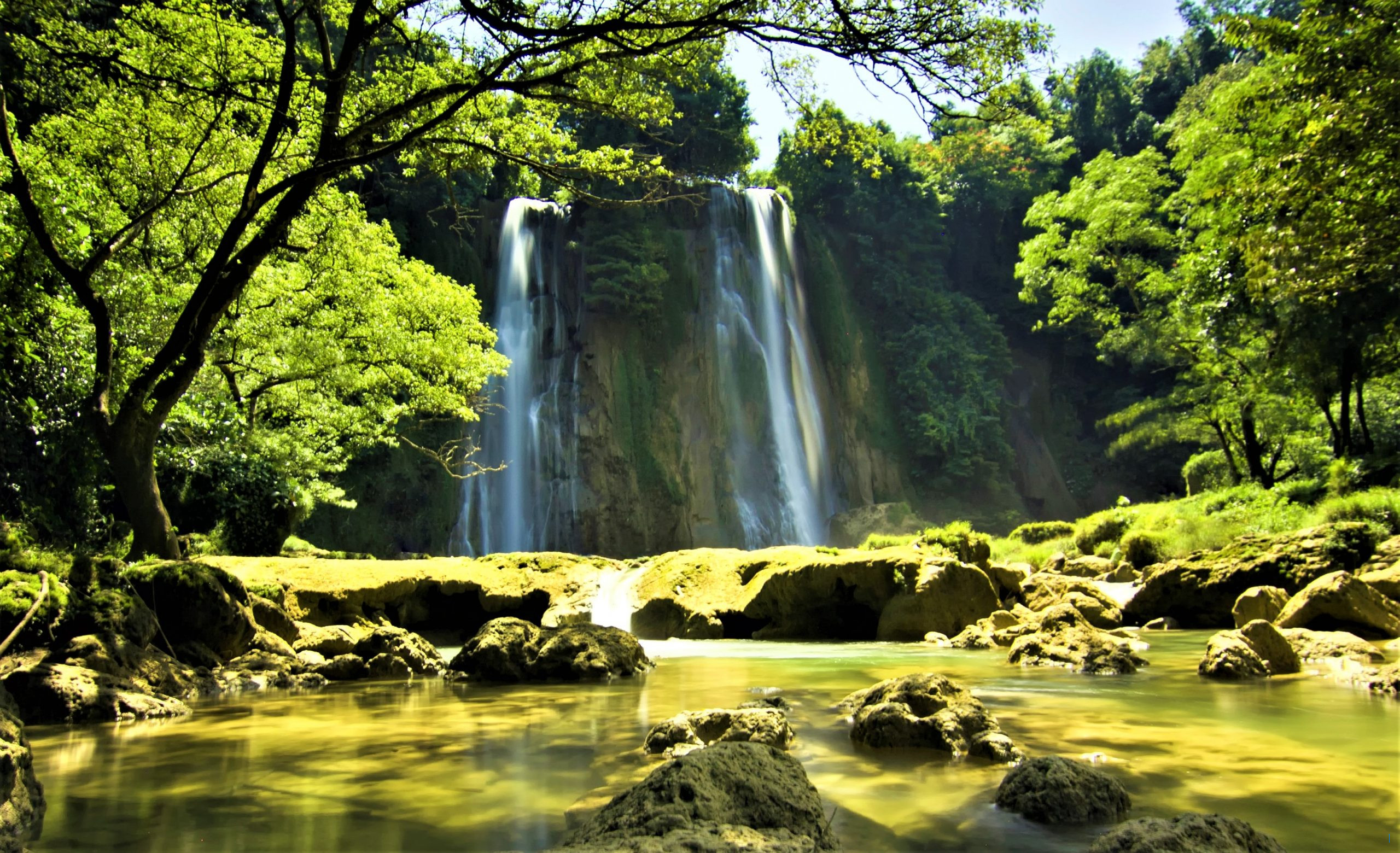 Curug Sempong, Surga Tersembunyi di Majalengka