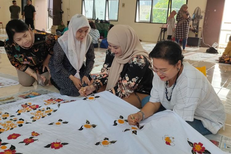 Dinas Perindustrian dan Tenaga Kerja Surabaya Latih Ribuan Warga, 60 Persen Bekerja