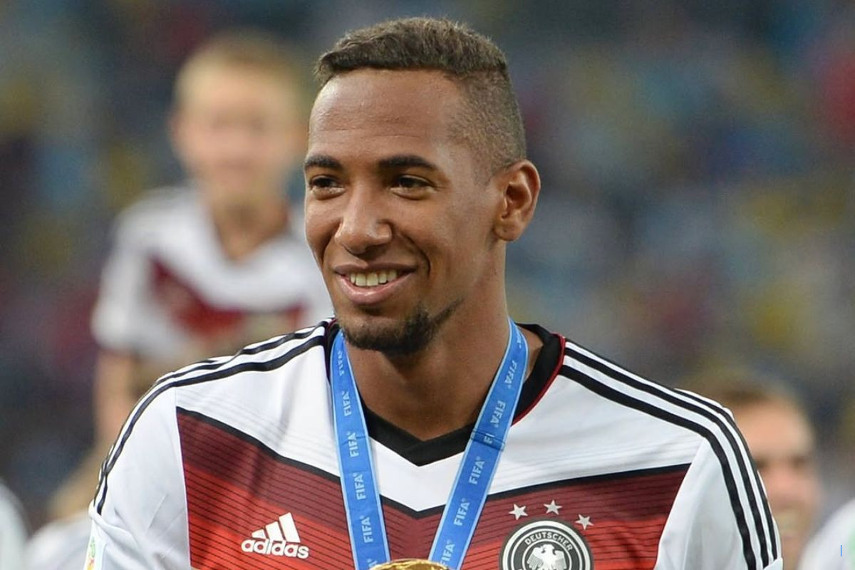 Penggemar Protes, Bayern Munich Batalkan Pelatih Magang Jerome Boateng Karena Kasus Lama