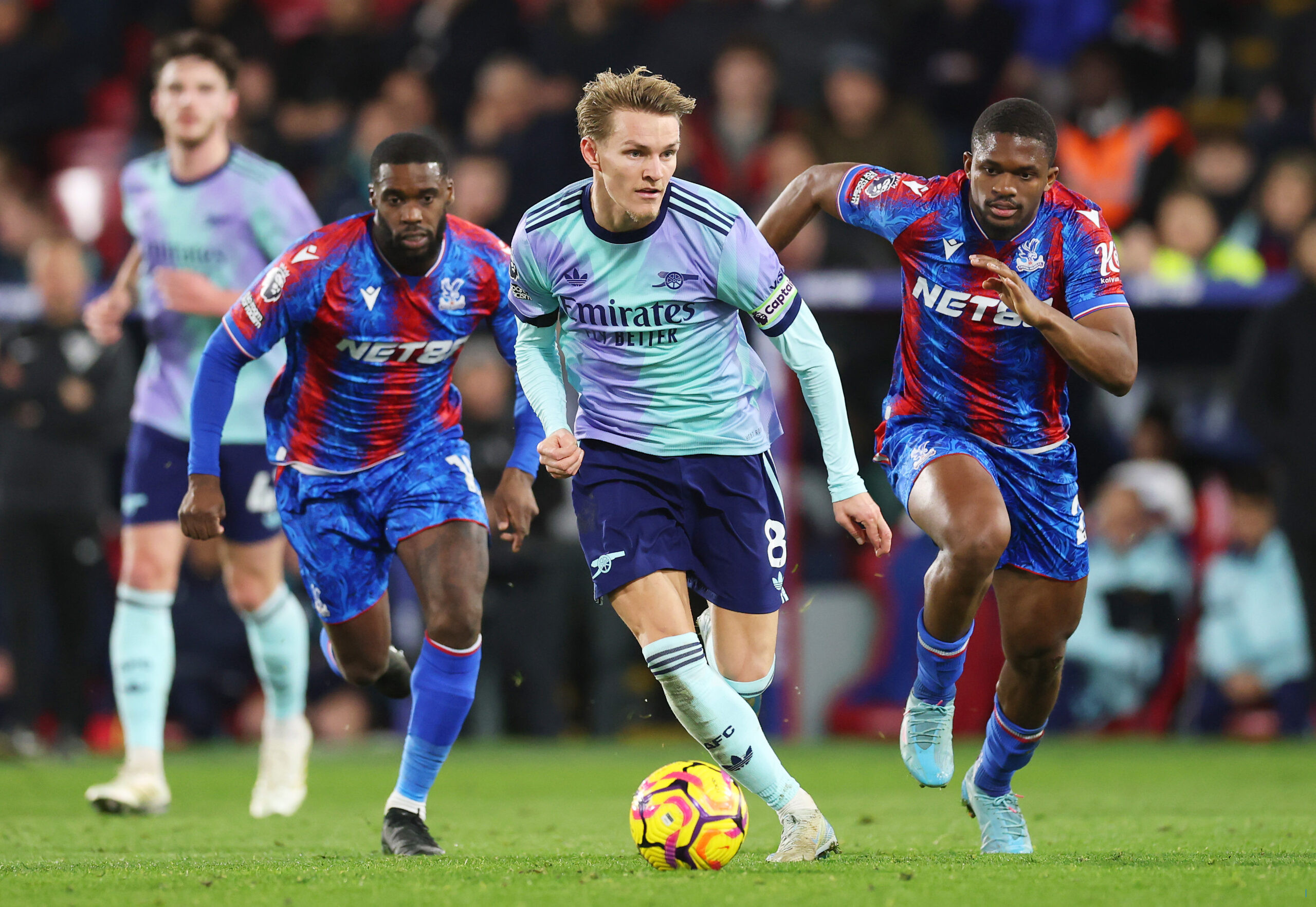 Siaran Langsung Sepak Bola, 2627 Oktober 2025: Arsenal vs Crystal Palace - Real Madrid vs Barcelona