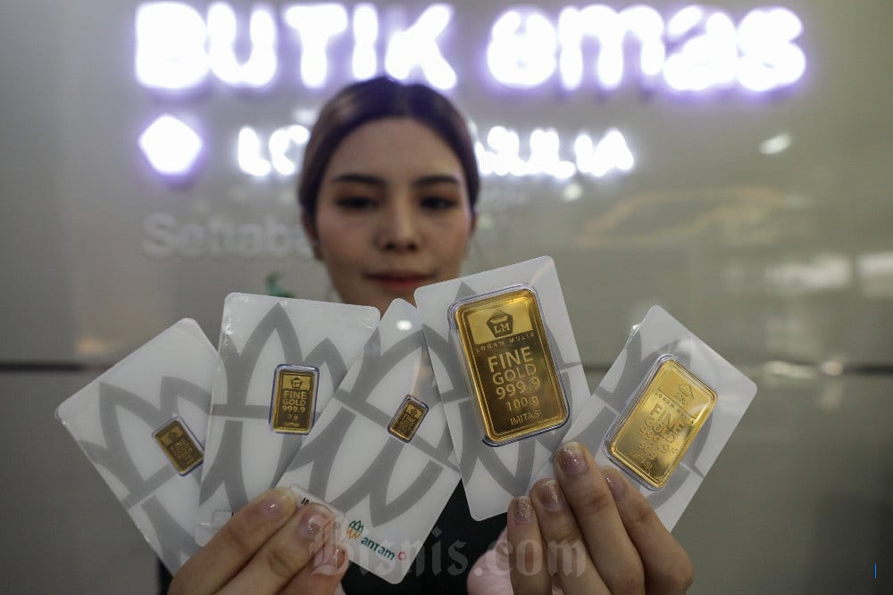Harga Emas Antam Hari Ini Turun Jadi Rp2.350.000 per Gram