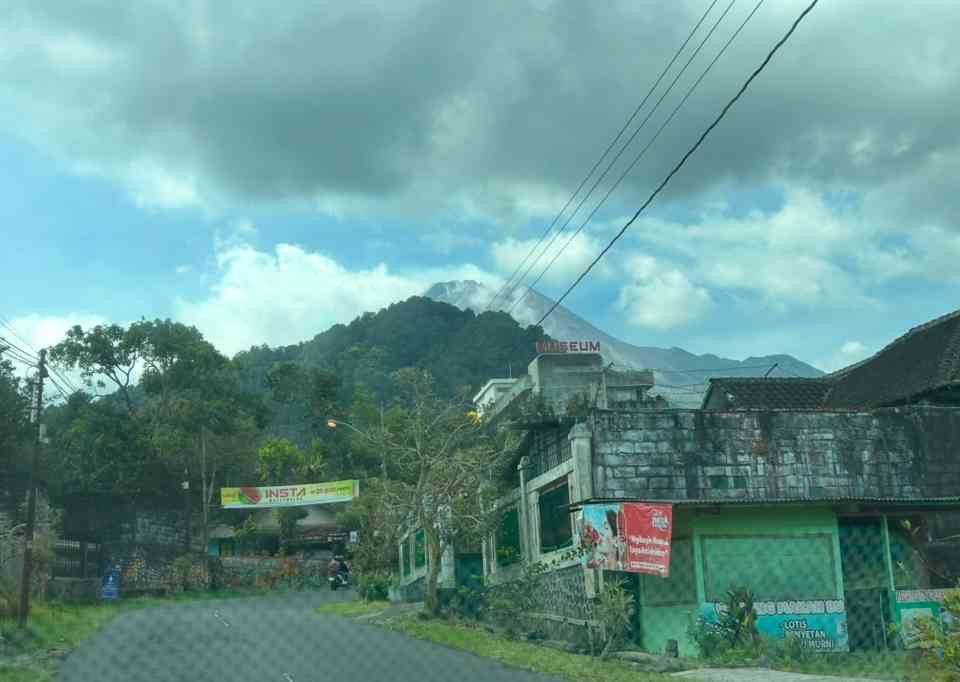 Gempa, Kera, Sejarah, dan Kenangan di Kaliurang