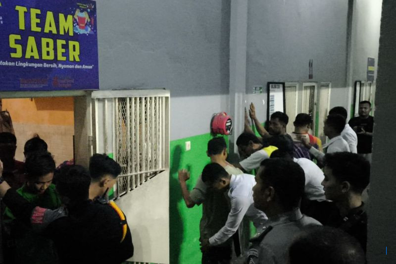 Razia Malam Lapas Tenggarong, Ciptakan Kondisi Aman dan Bebas Narkoba