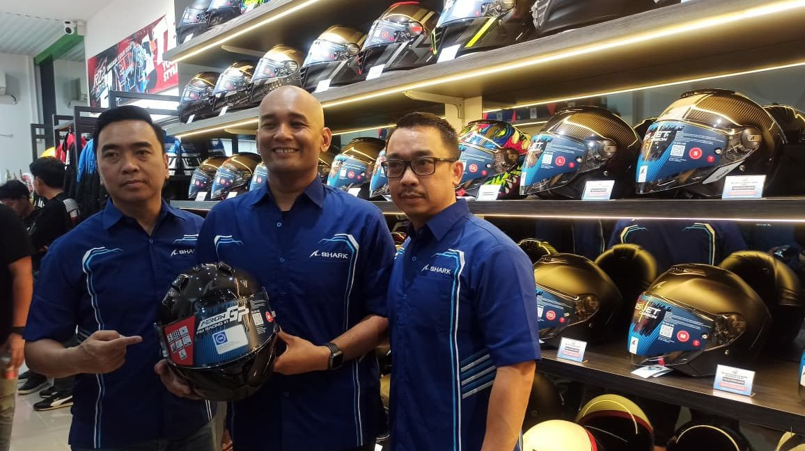 RD2 Moto Buka Outlet Pertama di Kelapa Gading, Jadi Dealer Helm Shark dan Apparel Prostreet