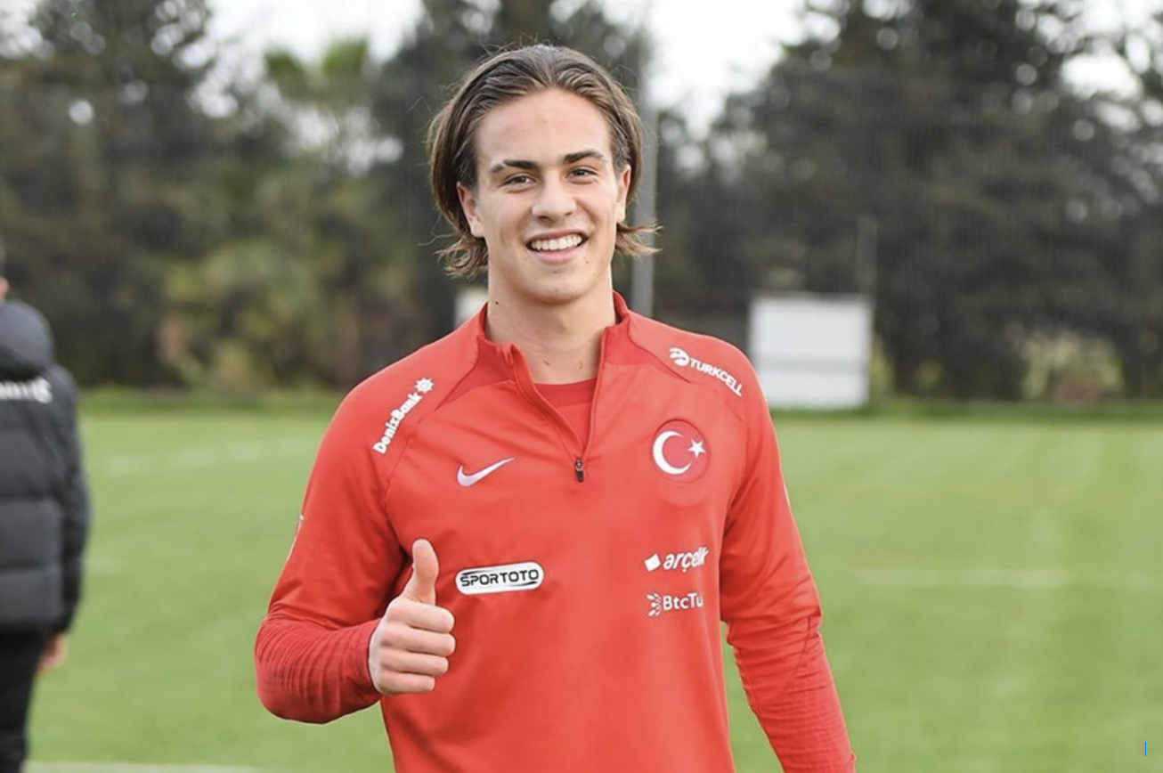 Dino Zoff Bocorkan Alasan Kenan Yildiz Diberi Ban Kapten Juventus adalah Kesalahan