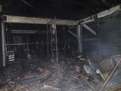 Pasar Seni Gabusan Bantul Terbakar, 14 Kios Hancur