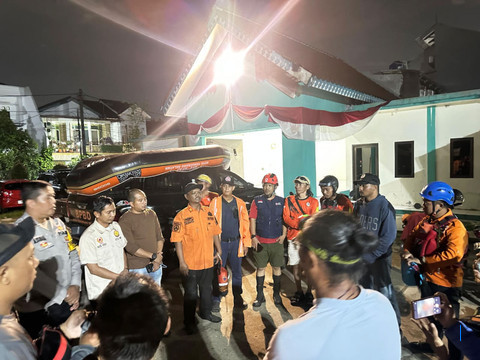 Anak 8 Tahun Hilang Terseret Arus Kali Saat Hujan