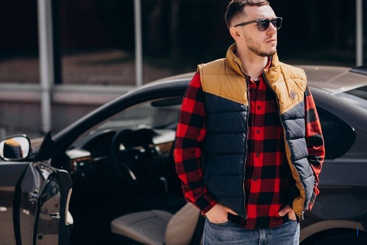 8 Barang Mewah yang Mengungkap Rendahnya Rasa Percaya Diri Pria, Apa Saja?