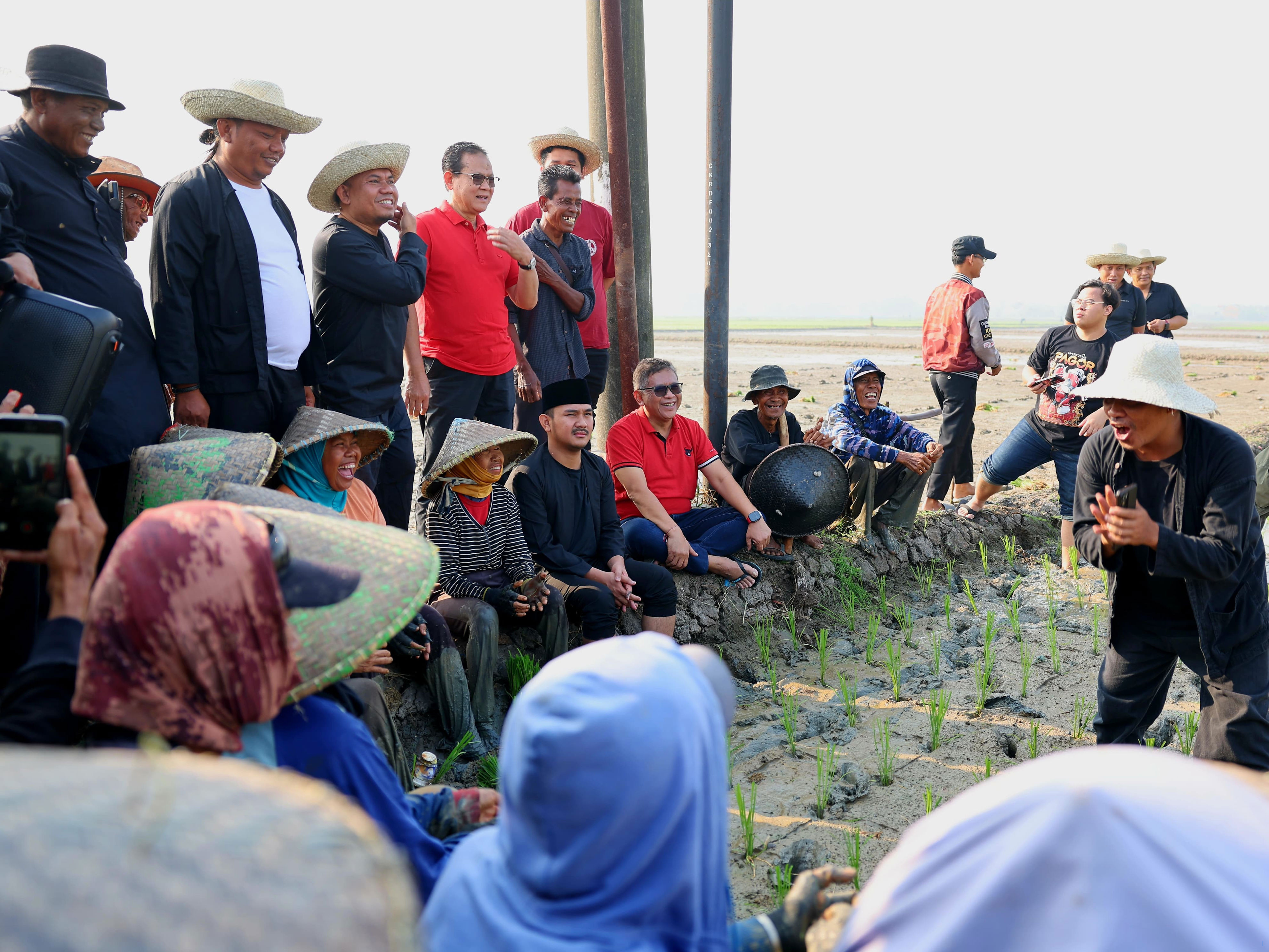 Hadapi Keluhan Air dan Solar, PDIP Janjikan Kesejahteraan Petani Hari Tani