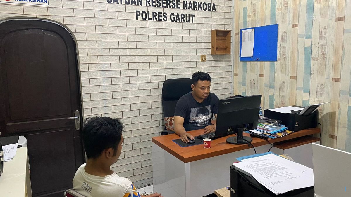 Polres Garut Bekuk Dua Pengedar Sabu