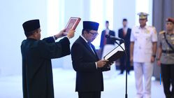 Juda Agung Dilantik Jadi Anggota Dewan Komisioner OJK dari BI