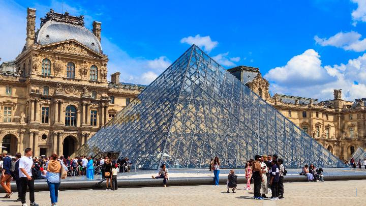 Tersangka Perampokan Louvre Ditangkap