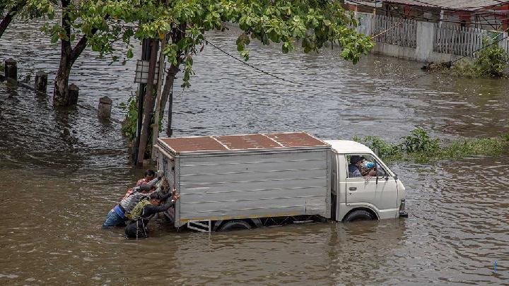 Pemprov: Banjir Semarang Bukan Akibat Tol