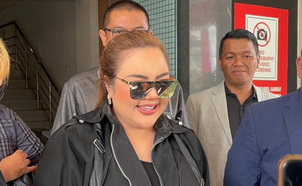Lisa Mariana Diperiksa Lima Jam di Bareskrim, Usi Jadi Tersangka