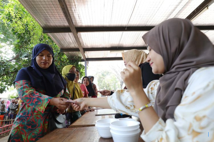 Perpanjangan hingga 2025, Bolehkah Warga Terima Bansos Lebih dari Satu?