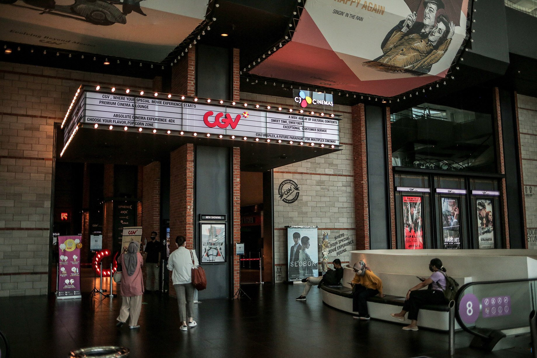 Aksi Bioskop CGV Usai Saham Melonjak 83,33% dan Dihentikan BEI
