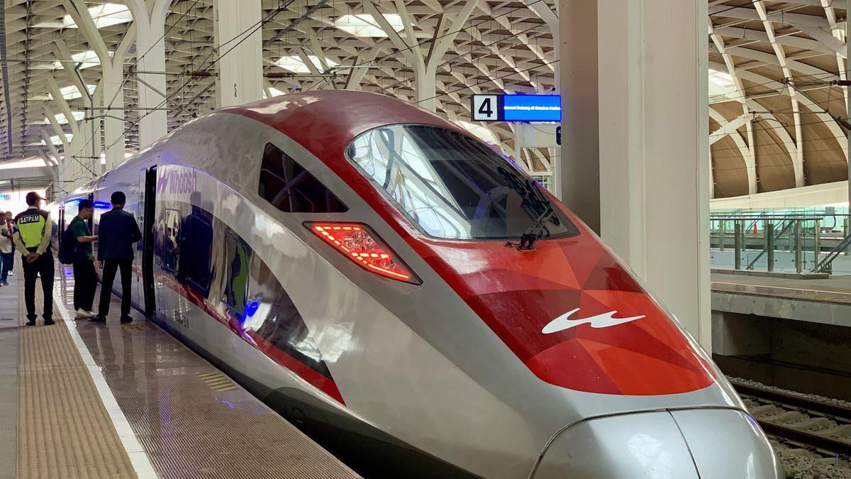 Mahfud MD Sebut Proyek Whoosh Bermasalah, Soroti Kontrak dan Minta Penyelidikan: Bisa Korupsi