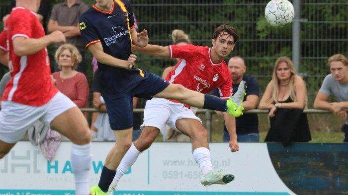 Rekap Kabar Luar: Geypens Jadi Starter, Jenner Gagal Naturalisasi